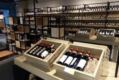 奶粉、化妝品、紅酒. 看看進口商品的正確選購方法